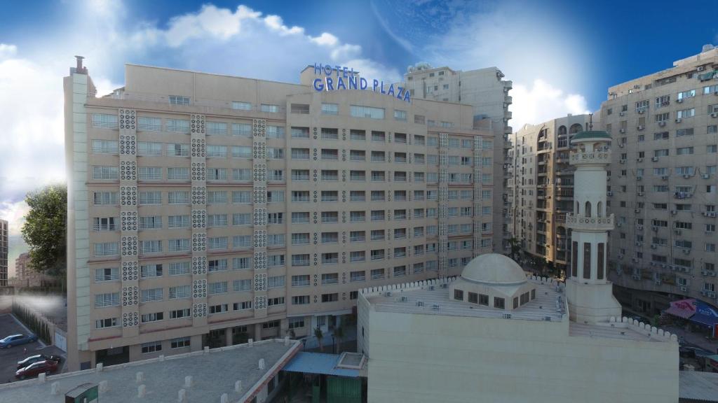 THE GRAND PLAZA HOTEL SMOUHA